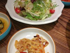 拌蔬菜-明洞阿姨·韩式酱蟹烤肉·创意料理(三元桥店)