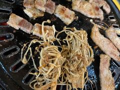-胡悦里韩式烤肉(芝罘万达广场店)