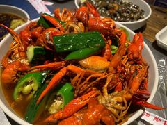 -龙巢盱眙龙虾·牛蛙·烧烤宵夜(八卦岭店)