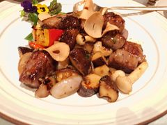 黑椒野菌牛肉粒-三号黄浦会Canton Table