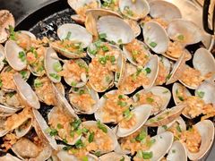 -何师烧烤Pro ·江湖川菜·小龙虾·精酿啤酒(太古里旗舰店)