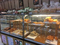 面包甜点陈列柜-长发西饼(临顿路店)