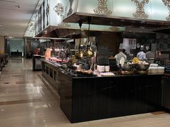 -圣丰索菲特·2 On 988 Café 自助餐厅