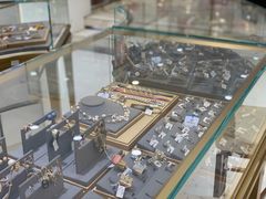 -奢物·巴黎站奢侈品回收寄售