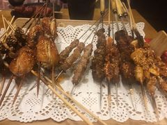 -聚串门儿·东北烧烤(信义坊店)