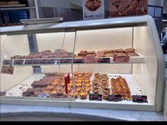 -HOT CRUSH趁热集合·现烤面包(上海环球港店)