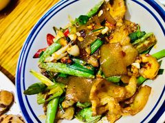 家乡回锅肉-兔槽江湖菜·重庆璧山兔(水围店)