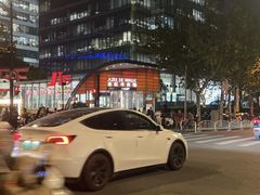 -上海虹桥君丽假日酒店(娄山关路地铁站店)