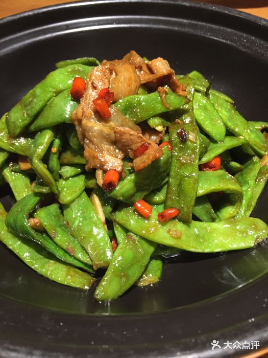 巷陌人家(萃兮优客奥莱店)砂锅豆角图片 - 第1张