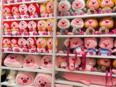 -名创优品(山东青岛华润万象城店)