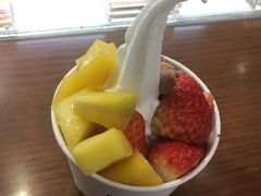 -三佰瑞冻酸奶(凯德MALL店)