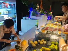 -涨巢·潮玩水疗局