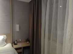 -麗枫酒店(广州珠江新城地铁站店)