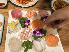 -青瓦餐厅·生鱼片·韩园烤肉(西塔店)