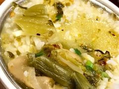 -渝是乎酸菜鱼·川渝小炒(新世界百货望京店)