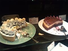 -澳门旅游塔360°旋转餐厅(南湾湖广场店)