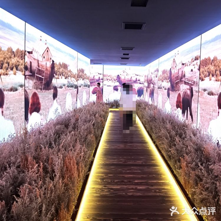 GUCCI100年—《古驰原典》展览