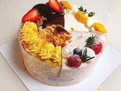-山与蓝·轻糖鲜果蛋糕(勒泰店)