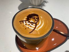 -潮一不贰·法式甜品·生日蛋糕·西式简餐(外滩店)