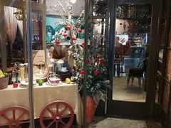 -玛格萝妮(汇智国际商业中心店)