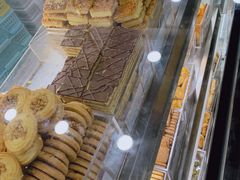 -上海哈尔滨食品厂(汇联商厦店)