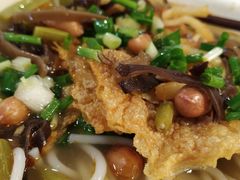 -水平有限螺蛳粉(宏达大厦店)