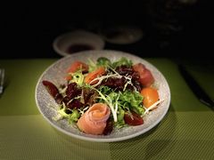 -香格里拉鱼跃地中海西餐厅·牛排披萨