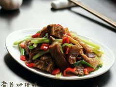 香芹大蒜爆腊鸭-南雄冯屋银杏山庄