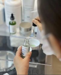 -悦瑢港湾科技美肤芳疗美容