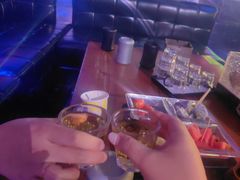 -喜鹊音乐酒馆(西街店)