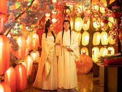 -九月鹰飞汉服摄影工作室