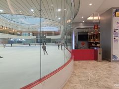-陈露国际冰上中心(天津嘉里汇店)
