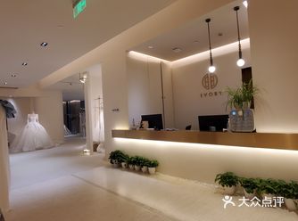 #G博主来评一评# 诺丁山婚庆中的婚纱环节之ivor