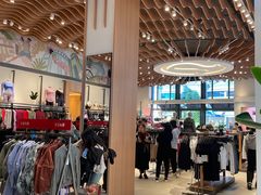 -lululemon(比斯特购物村店)