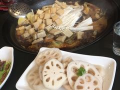 -崔记生活·铁锅炖鱼粘卷子(总店)