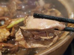 -胡须佬鸡煲四季火锅店(石厦西村直营店)
