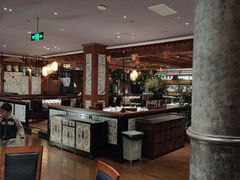 -八府香鸭·啫啫煲(华山路店)