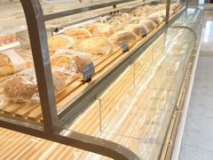 -面包新语(龙湖·西宸天街店)