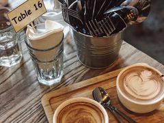 -Common Table · Brunch & Coffee