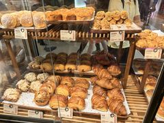 -CARINO BAKERY&CAFE(人广来福士店)