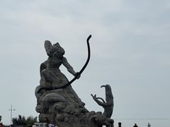 -巴陵广场