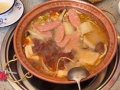 -阿婆情腊排骨火锅(金虹路店)