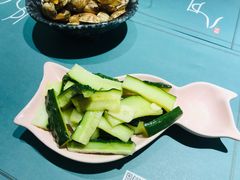 -八月美食小馆(银泰城总店)