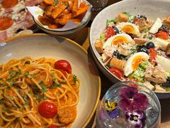 -JINNS锦时 steak&pizza(浸信会礼拜堂旧址店)