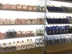 -hotwind热风(中贸广场店)