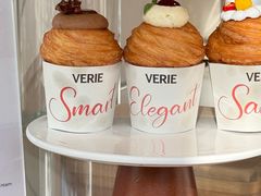 -VERIE BAKEHOUSE