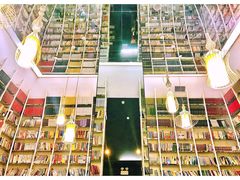 -钟书阁(松江泰晤士小镇店)