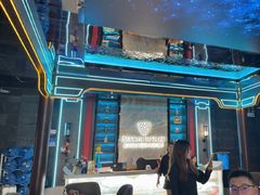 -屋有岛沉浸游戏旗舰店(中山公园店)