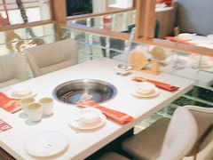 -三人行骨头王火锅(长寿店)