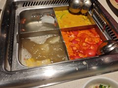 -海底捞火锅鲜切牛肉主题店(长寿路店)